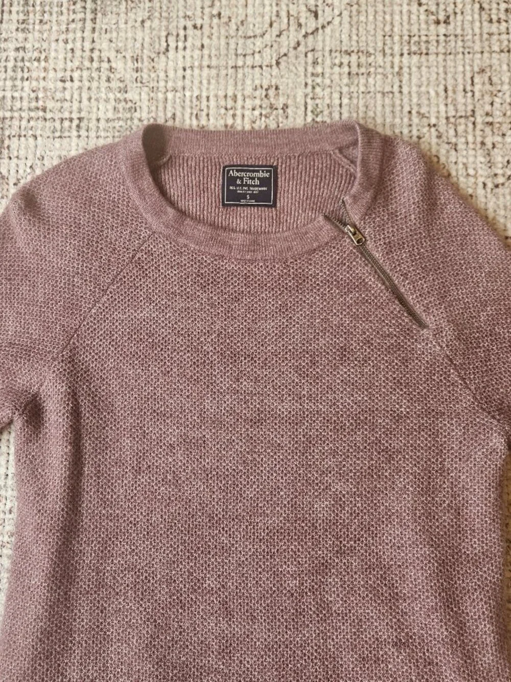 Abercrombie Pullover Zipper Crew Sweater in Mauve